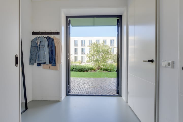 Photo 7 of Herman Lansdaalhof 7