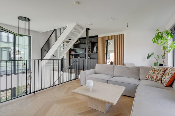 Photo 24 of Herman Lansdaalhof 7