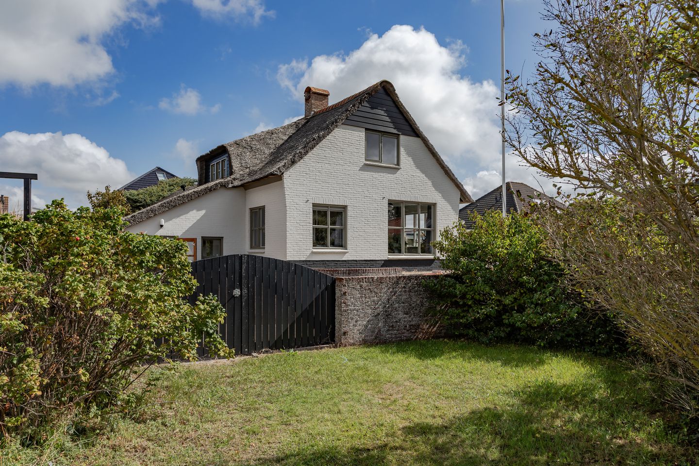 Photo 4 of Zeeweg 49