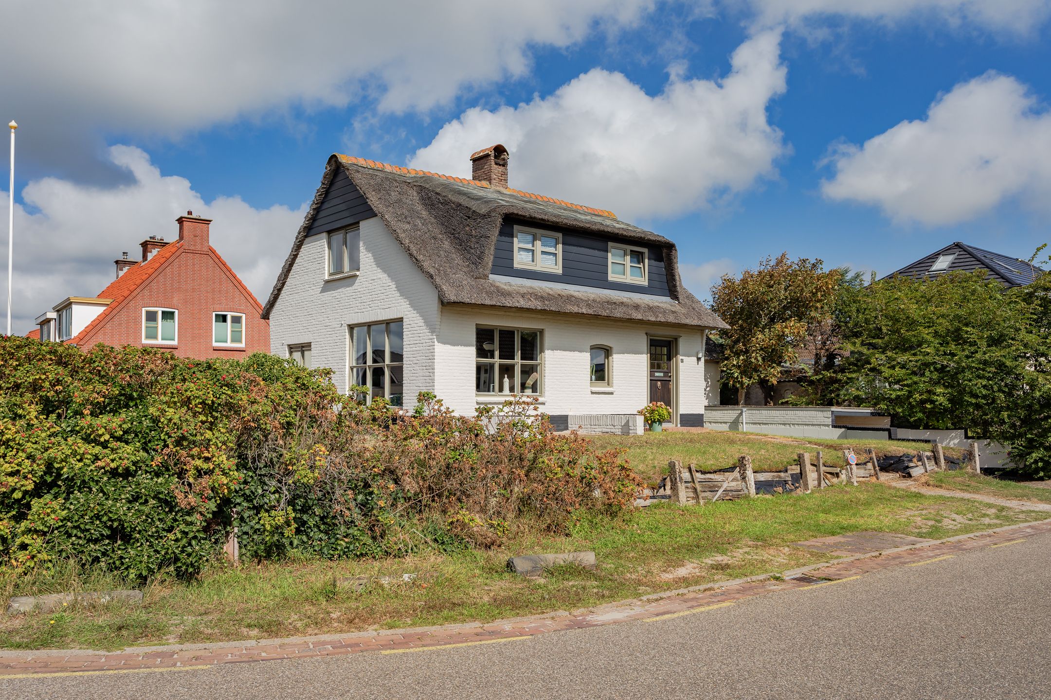 Photo 21 of Zeeweg 49