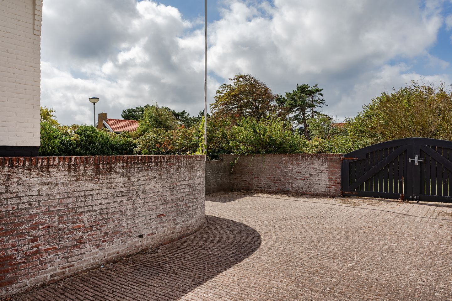 Photo 25 of Zeeweg 49