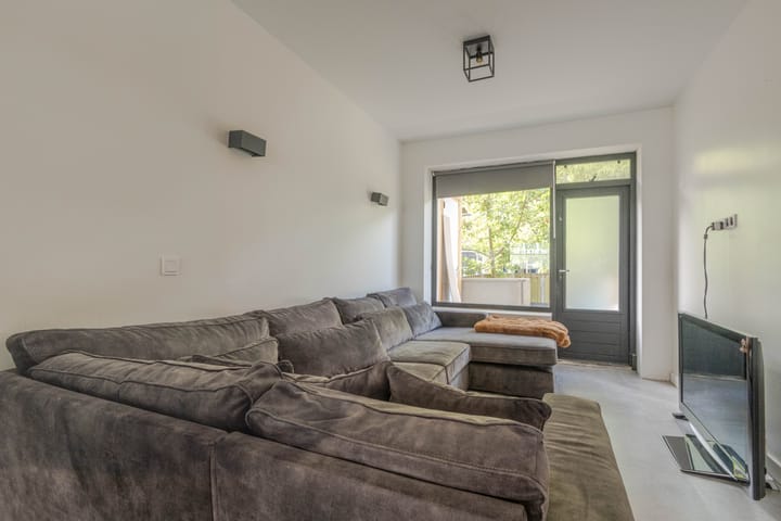 Foto 10 van Katendrechtse Lagedijk 352-A