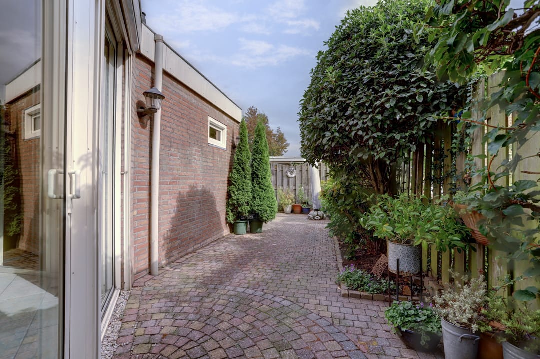 Photo 41 of Willem van Duvenvoordestraat 16