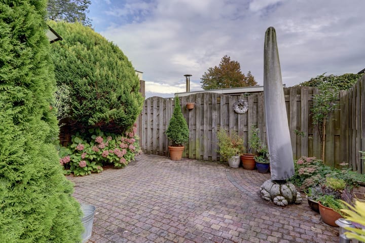 Photo 43 of Willem van Duvenvoordestraat 16