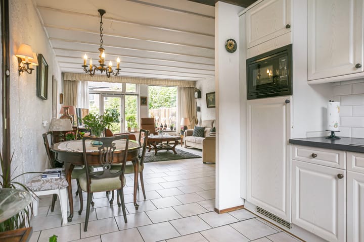 Foto 10 van Oosterhoutstraat 8