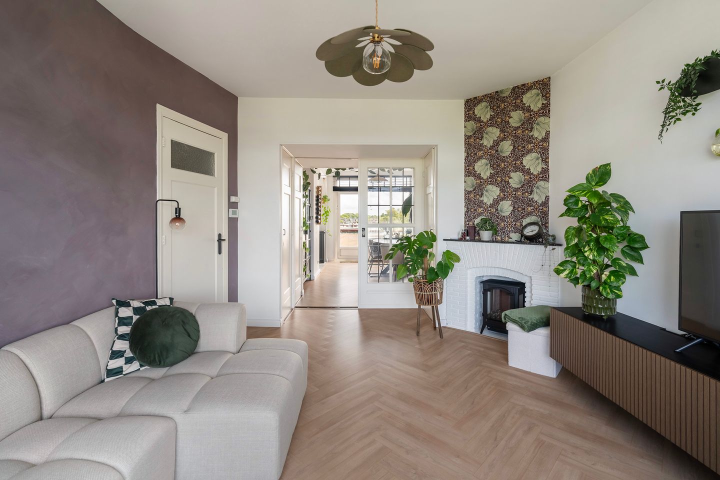 Photo 1 of Veenendaalkade 38