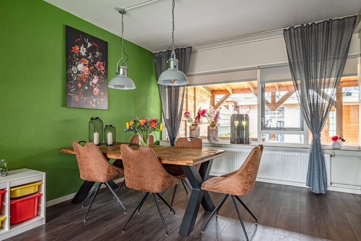 Photo 10 of Lekstraat 48