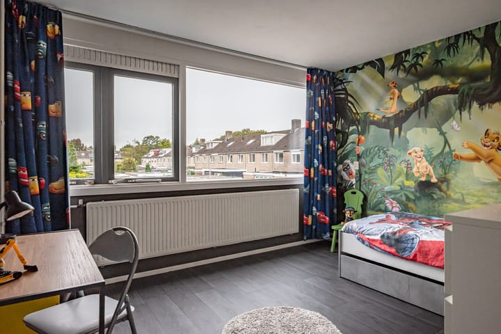 Photo 30 of Lekstraat 48