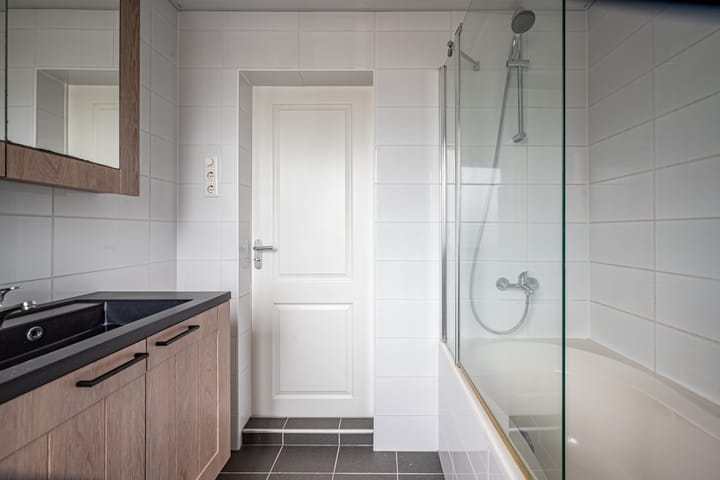 Photo 33 of Lekstraat 48