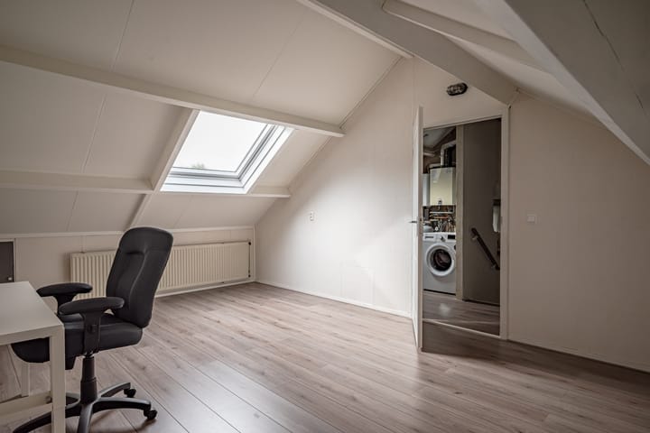 Photo 39 of Lekstraat 48