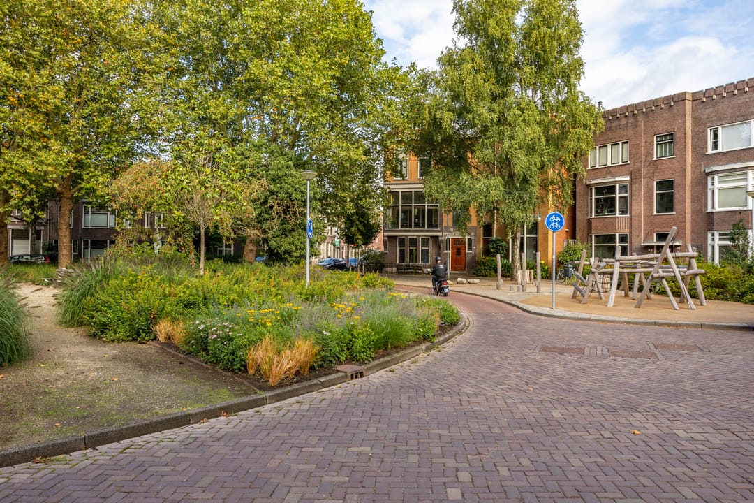 Photo 38 of Jozef Israëlsstraat 62-A