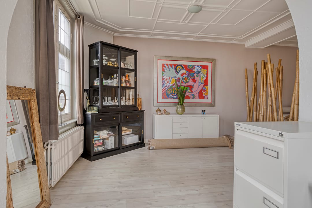 Photo 7 of Middenstraat 1