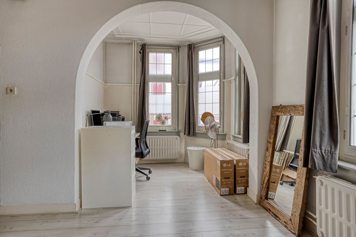 Photo 20 of Middenstraat 1