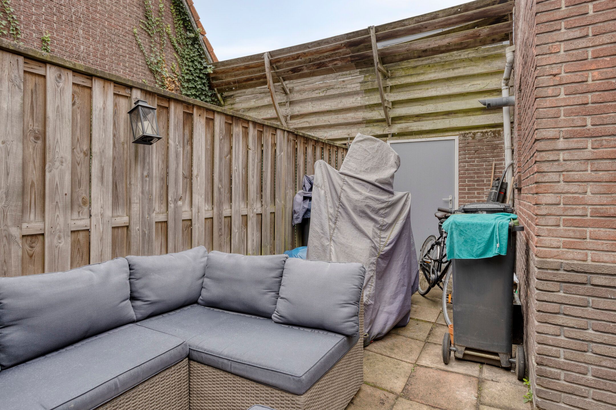 Photo 39 of Middenstraat 1