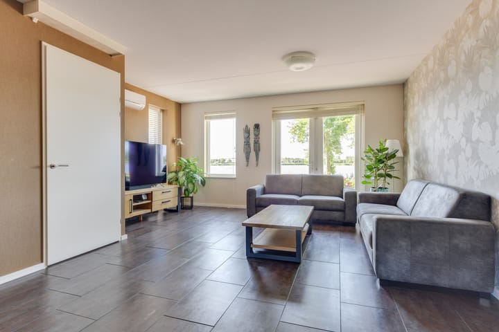 Foto 2 van Zuiderlicht 103