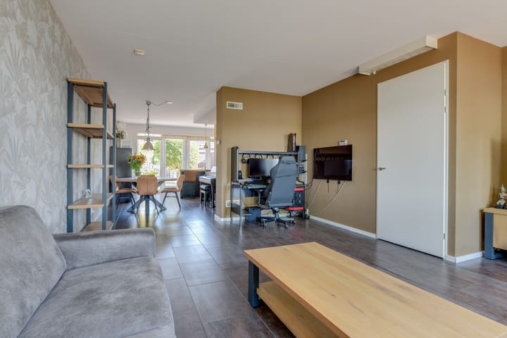 Foto 11 van Zuiderlicht 103