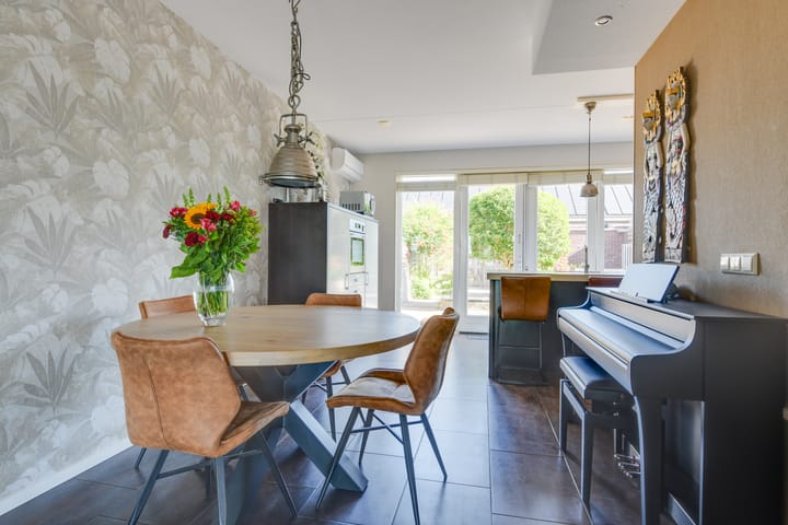 Foto 12 van Zuiderlicht 103