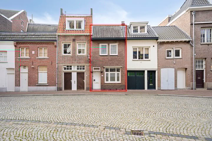 Foto 1 van Kerkplein 4-C