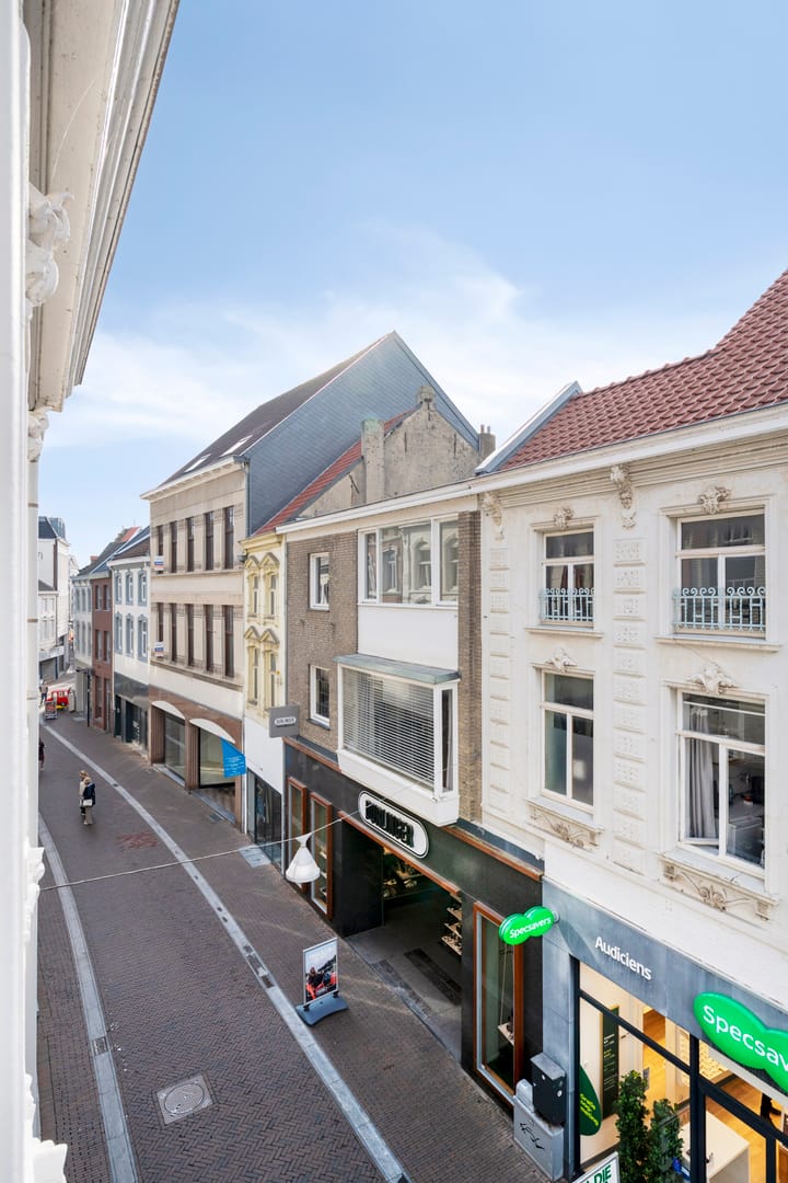 Foto 12 van Kerkplein 4-C