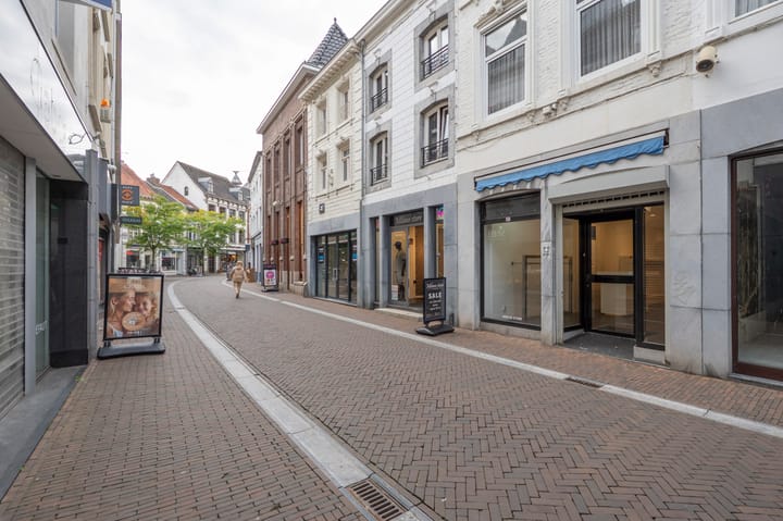 Foto 14 van Kerkplein 4-C