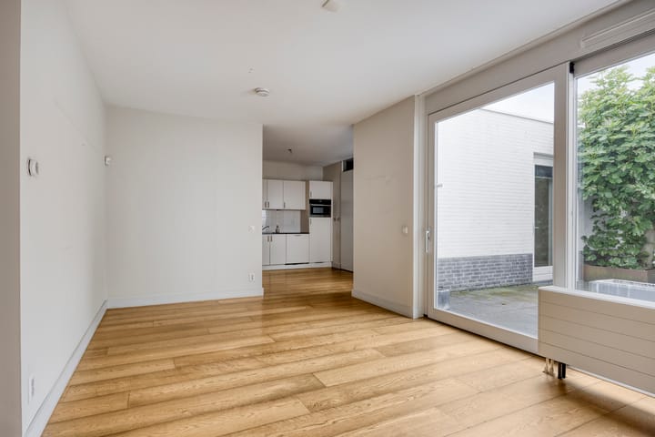 Foto 7 van Dominee Van Ingenstraat 8