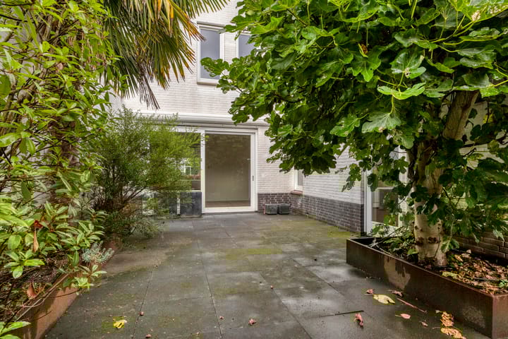 Foto 28 van Dominee Van Ingenstraat 8