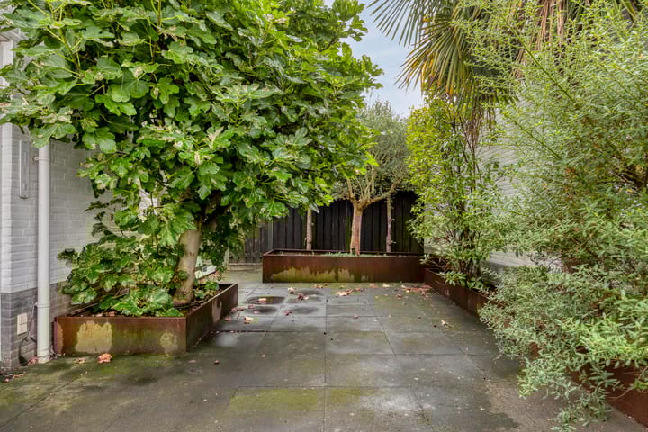 Foto 27 van Dominee Van Ingenstraat 8