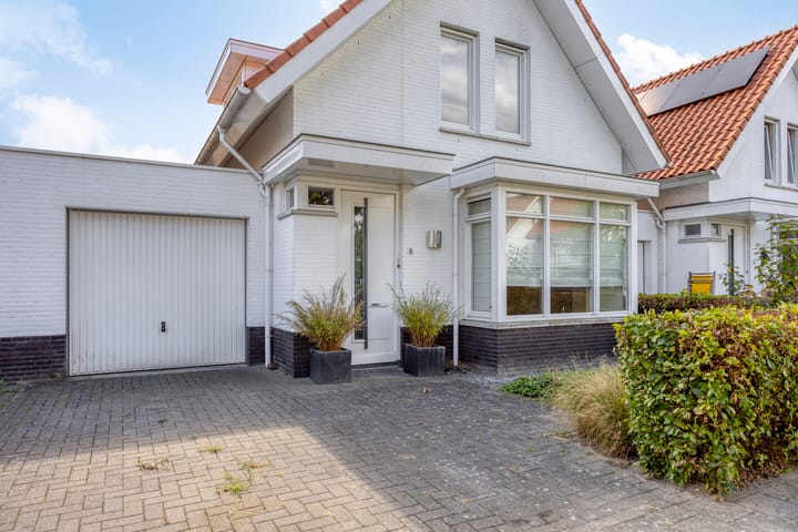 Foto 29 van Dominee Van Ingenstraat 8