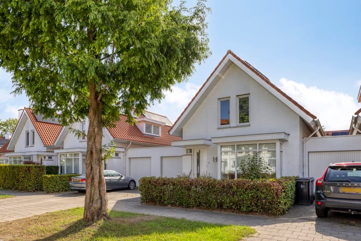 Foto 32 van Dominee Van Ingenstraat 8