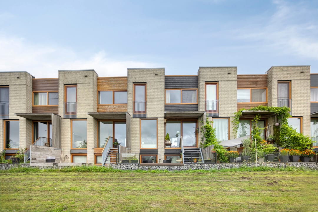 Foto 2 van Weegbree 25