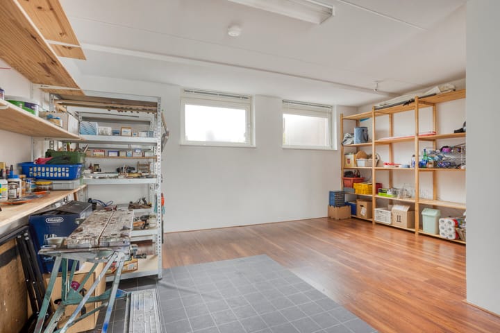 Foto 31 van Weegbree 25