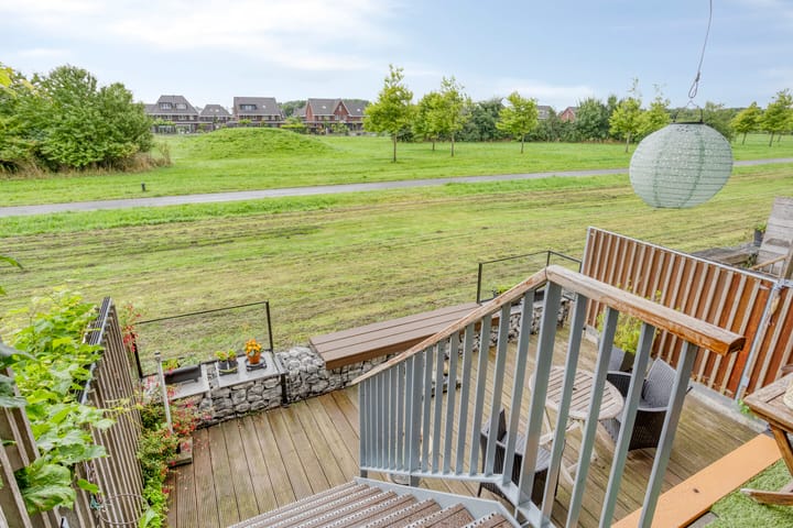 Foto 35 van Weegbree 25