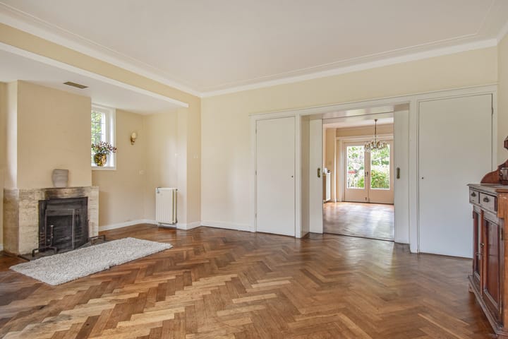 Photo 2 of Den Burghstraat 27