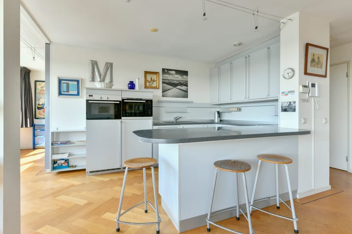 Foto 10 van Silodam 355