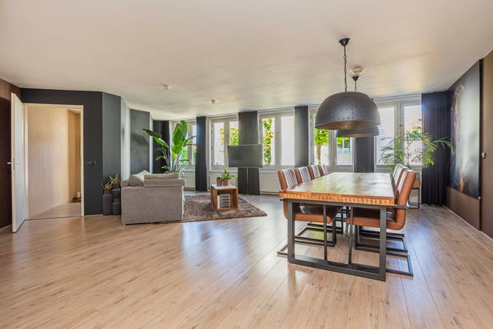 Photo 2 of Gravenstraat 2-A