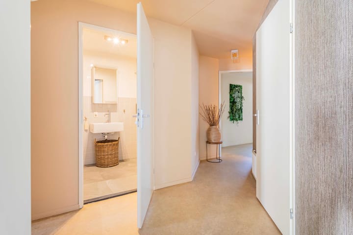 Photo 20 of Gravenstraat 2-A