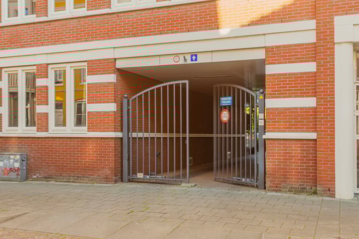 Photo 24 of Gravenstraat 2-A