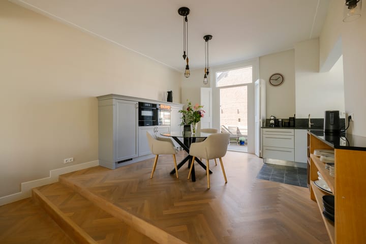 Foto 9 van Leidsevaart 64-RD