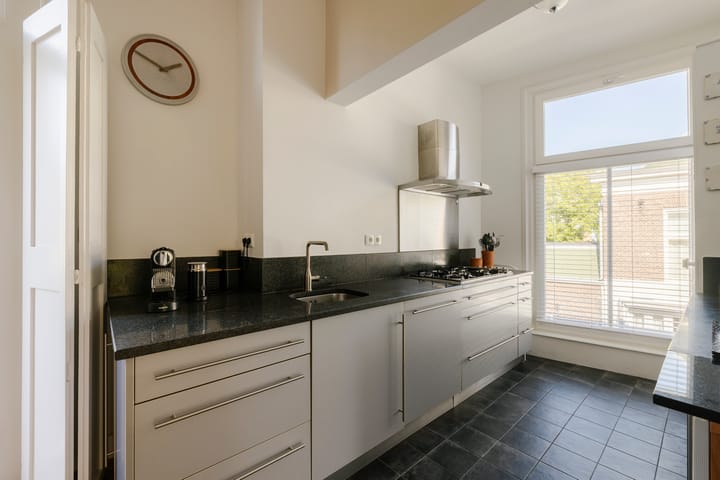 Foto 13 van Leidsevaart 64-RD