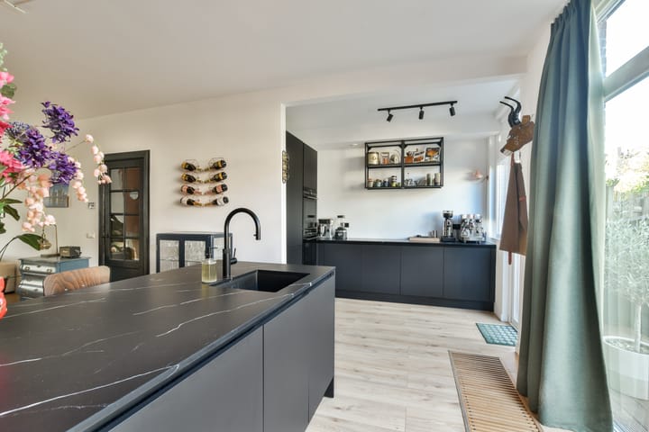 Foto 3 van Burgemeester Knappertlaan 212-A