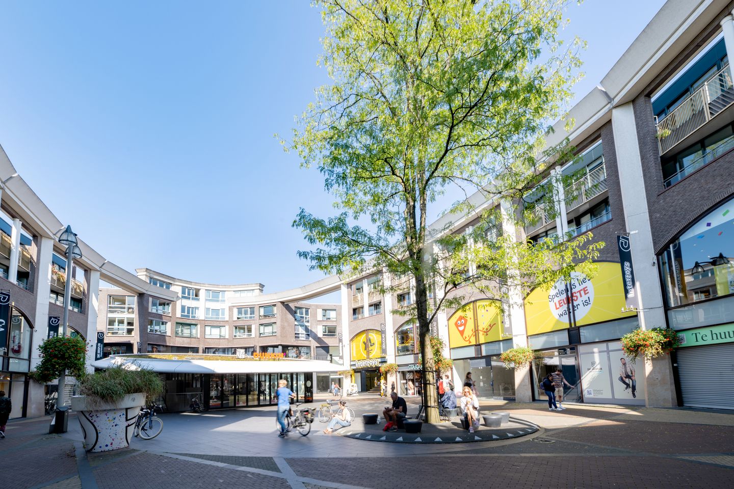 Bekijk foto 2 van Diverse units | Sint Jorisplein Amersfoort