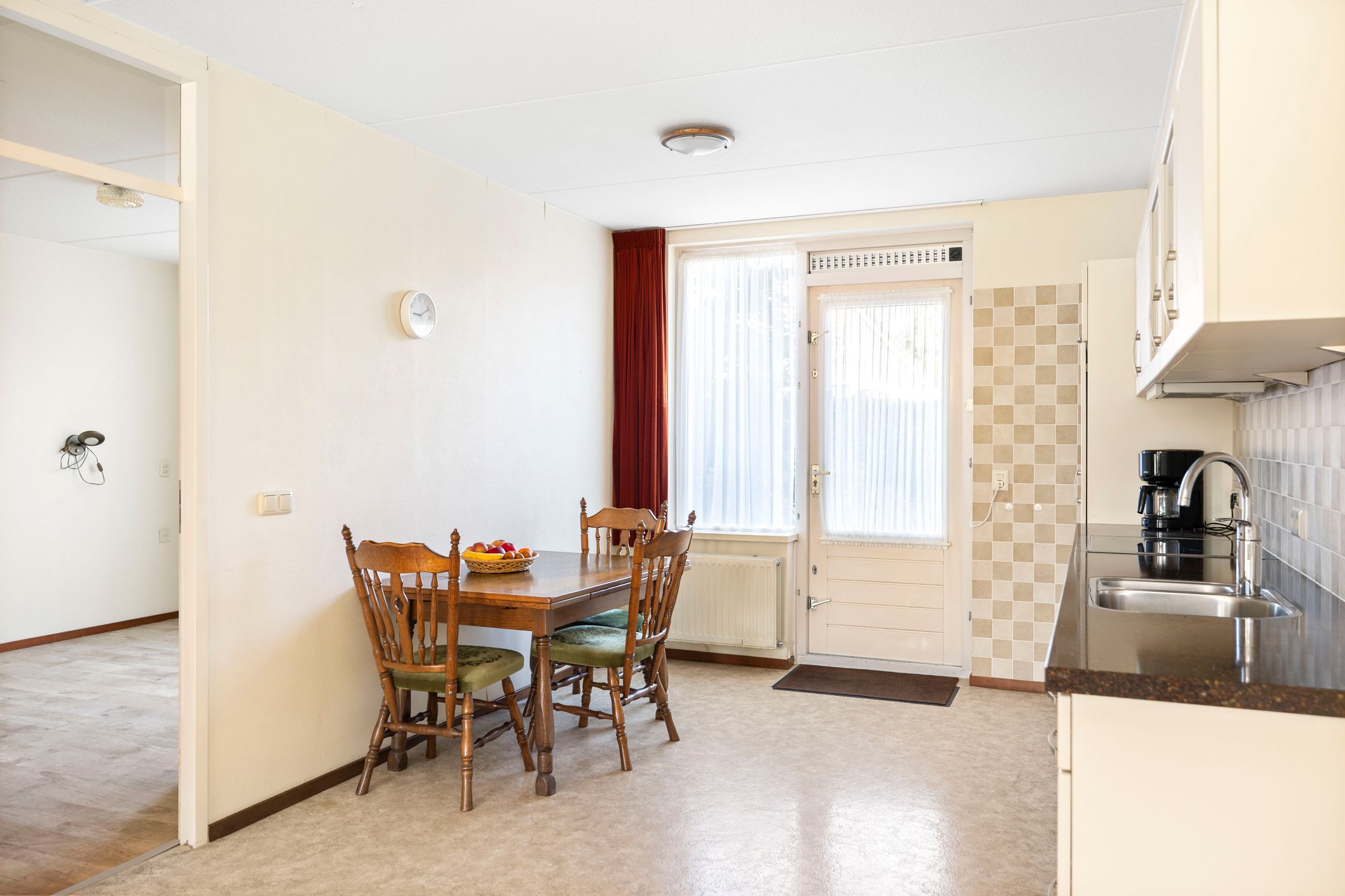 Photo 9 of Bachstraat 26-C