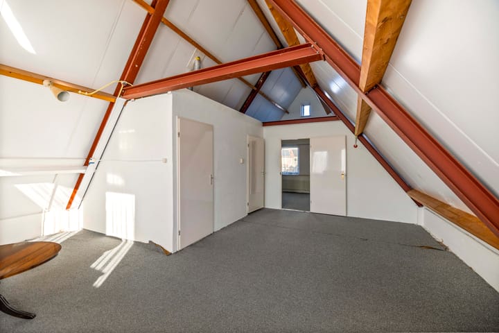 Foto 18 van Bachstraat 26-C