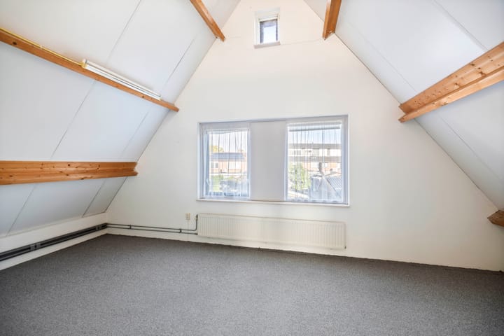 Foto 19 van Bachstraat 26-C