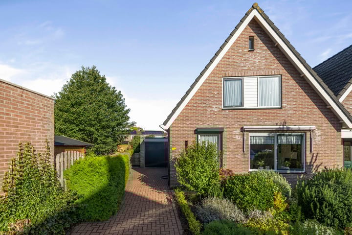 Foto 29 van Bachstraat 26-C