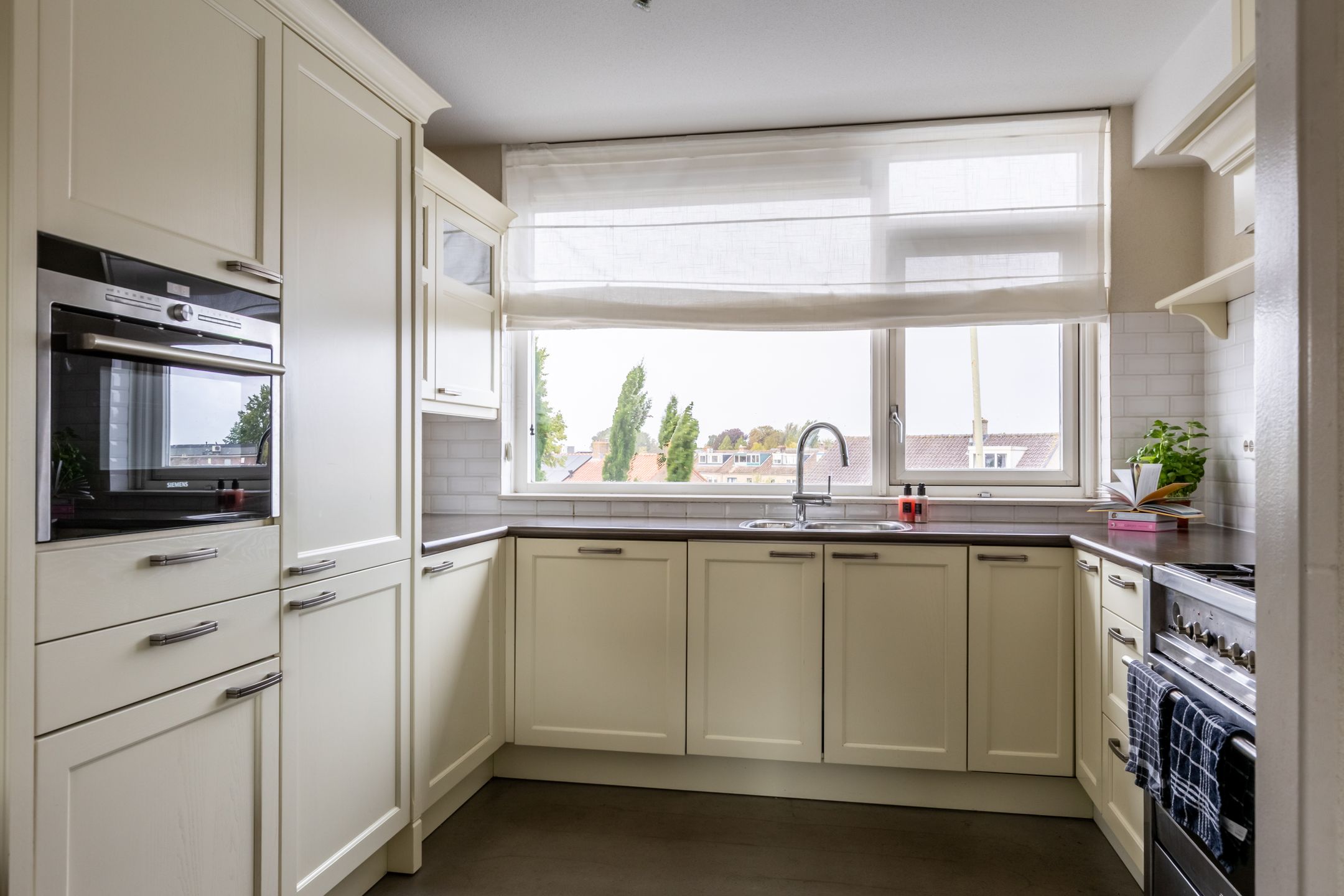 Photo 3 of Westeinde 38