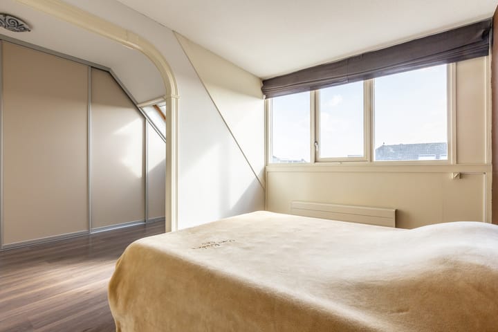 Photo 4 of Westeinde 38