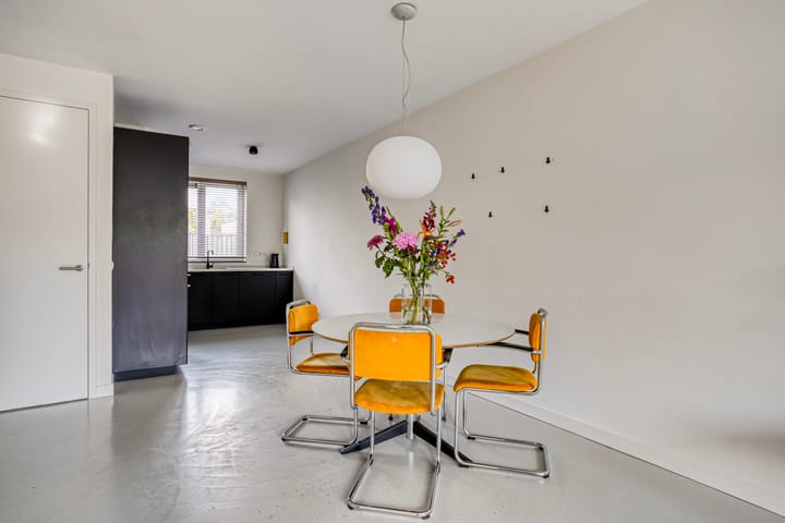 Foto 5 van Burgemeester Houbenplein 6