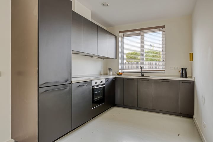 Photo 7 of Burgemeester Houbenplein 6