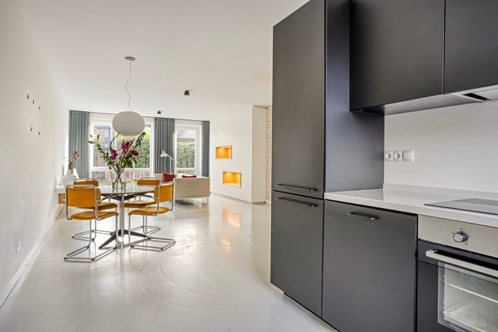 Photo 8 of Burgemeester Houbenplein 6